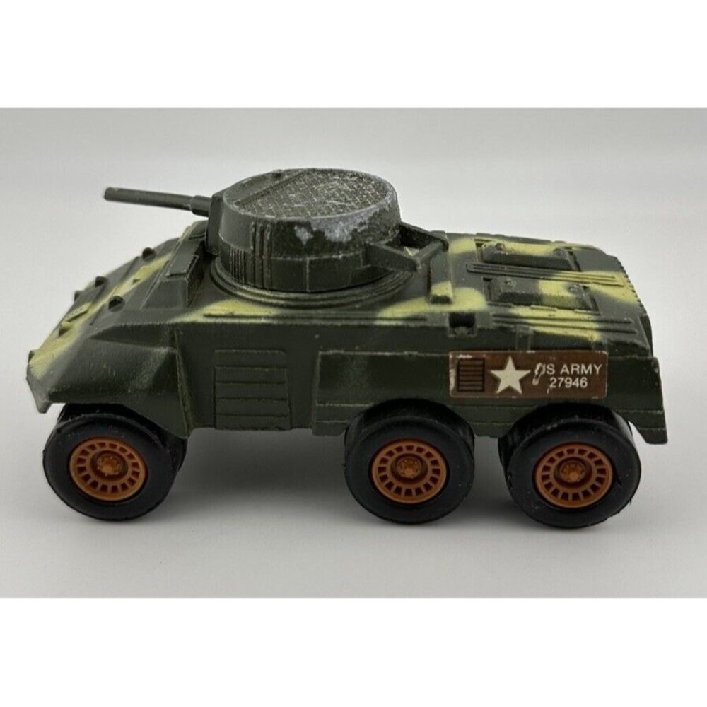 Vintage Tootsietoy M-8 Armored Car Tank Metal Camouflage Toy